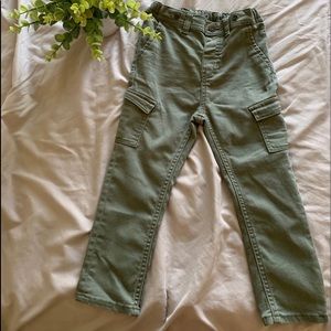 Navy green pants for a toddler